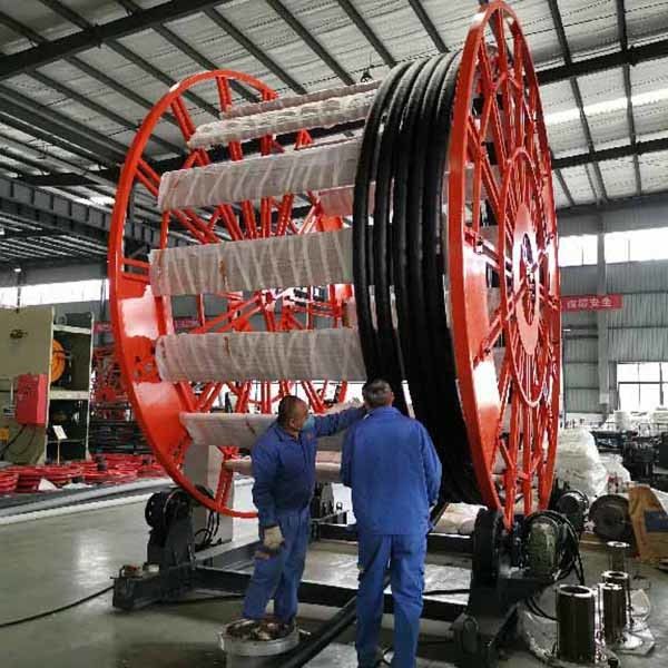 La chaîne de production de tuyau de 8 pouces RTP bande de fibre de verre a renforcé le gaz de pétrole enroulé