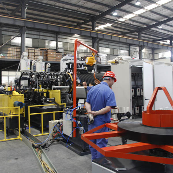 Chaîne de production ondulée de tuyau de drainage tube faisant l'UL CSA de la machine SN8 SN12.5 SN16