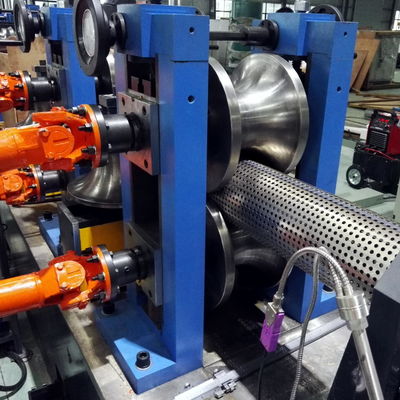 La chaîne de production composée en plastique de tuyau de PSP acier a renforcé l'acier perforé de polyéthylène rigide